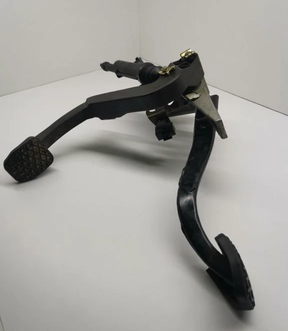 Genuine Used BMW E36 Brake And Clutch Pedals 1161962 1158659 | eBay
