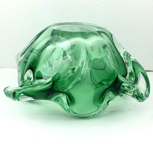 Art Glass Green Candy Dish Windmill Shape Clear Wings Trinket Dish Heavy MCM - Picture 4 of 7