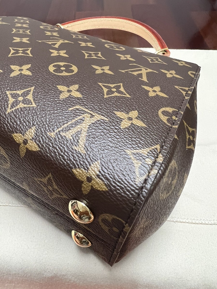 2021 Louis Vuitton Cluny BB Monogram Canvas 2way Shoulder
