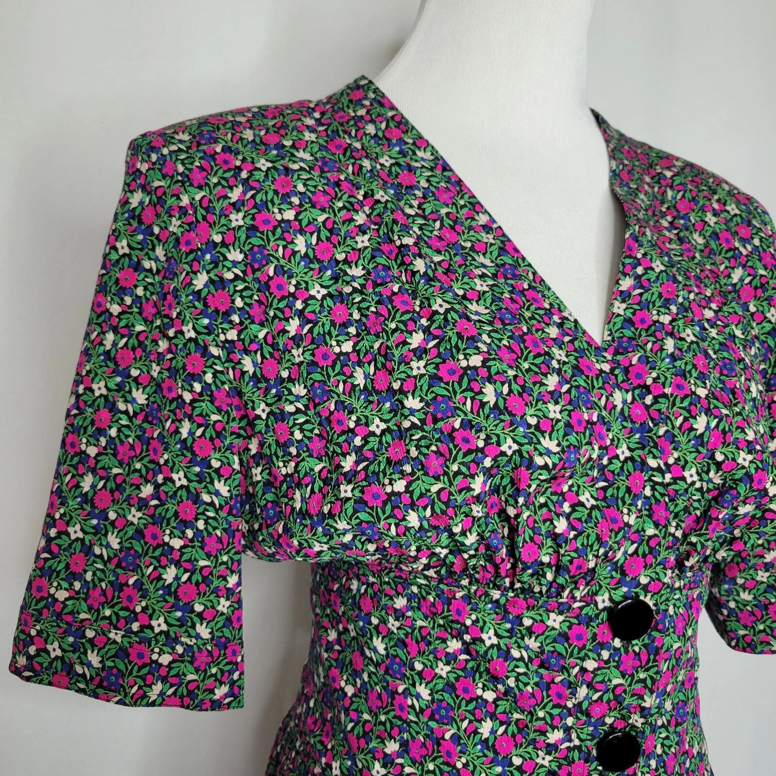 Abito vintage Valentino taglia 6 100% seta stampa floreale abbottonato Italia anni '80