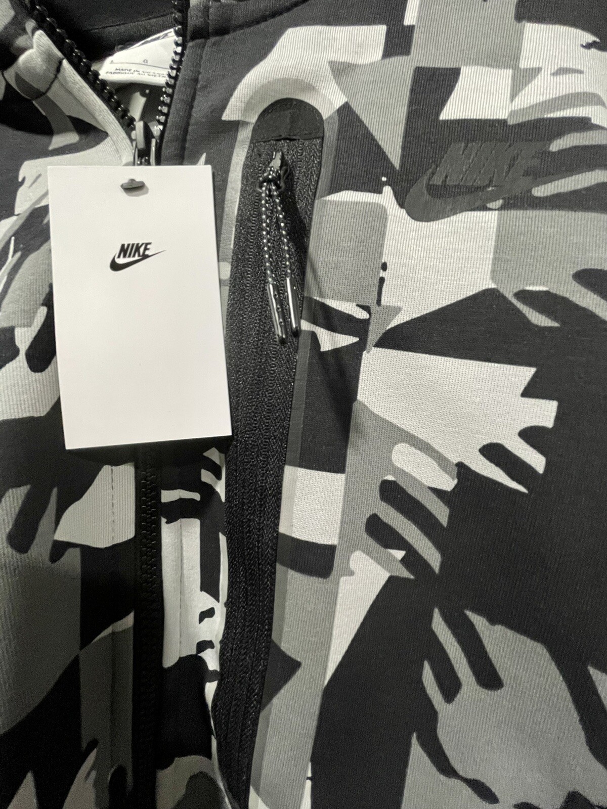 Nike Tech Fleece Zip Hoodie Jacket Digi Snow Camo White Black  Large DM6456-077 image 7