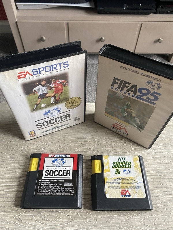 Sega Mega Drive PAL FIFA Bundle - Original & 95