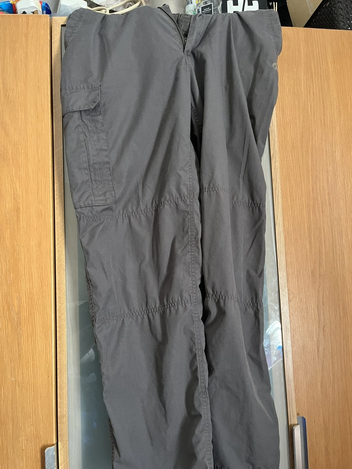 Craghoppers Mens Kiwi Classic Walking Trekking Casual Trouser 34 inch 3 x pairs
Opens in a new windo