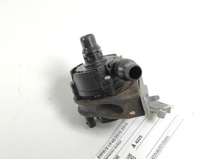 BMW X1 F48 Zirkulationswassermotor 8486848 2.00 Petrol 2018 25839775