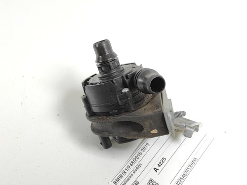 BMW X1 F48 Zirkulationswassermotor 8486848 2.00 Petrol 2018 25839775