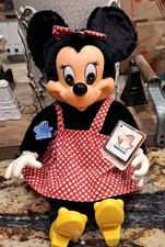 Vintage Applause Walt Disney Minnie Mouse Plush  Plastic Face Doll NWT.