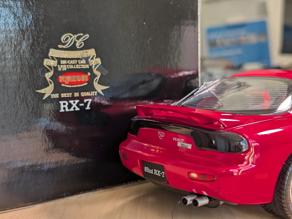 RARO Kyosho Mazda Effini RX-7 modelo escala 1/18 rojo diecast #7009 Foto 2 de 4