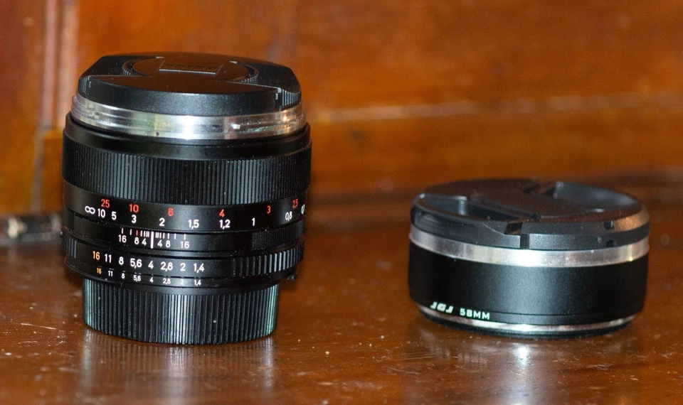 Zeiss Planar T 50mm f/1.4 ZF.2 for Nikon F – Clean Optics, Metal Hood, Tested - Image 2 of 4