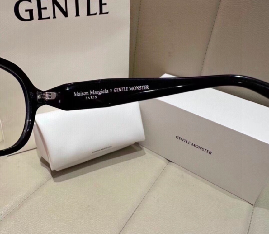 Gentle Monster Maison Margiela MM113 01 Oval sunglasses Black