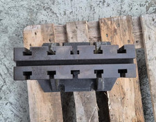 Aufspannwinkel Beidseitig mit Nut