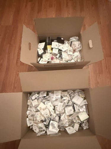 Huge Bulk Lot-1000+Pieces Designer & Fashion Jewelry- Mixed Brands-Mystery Lot