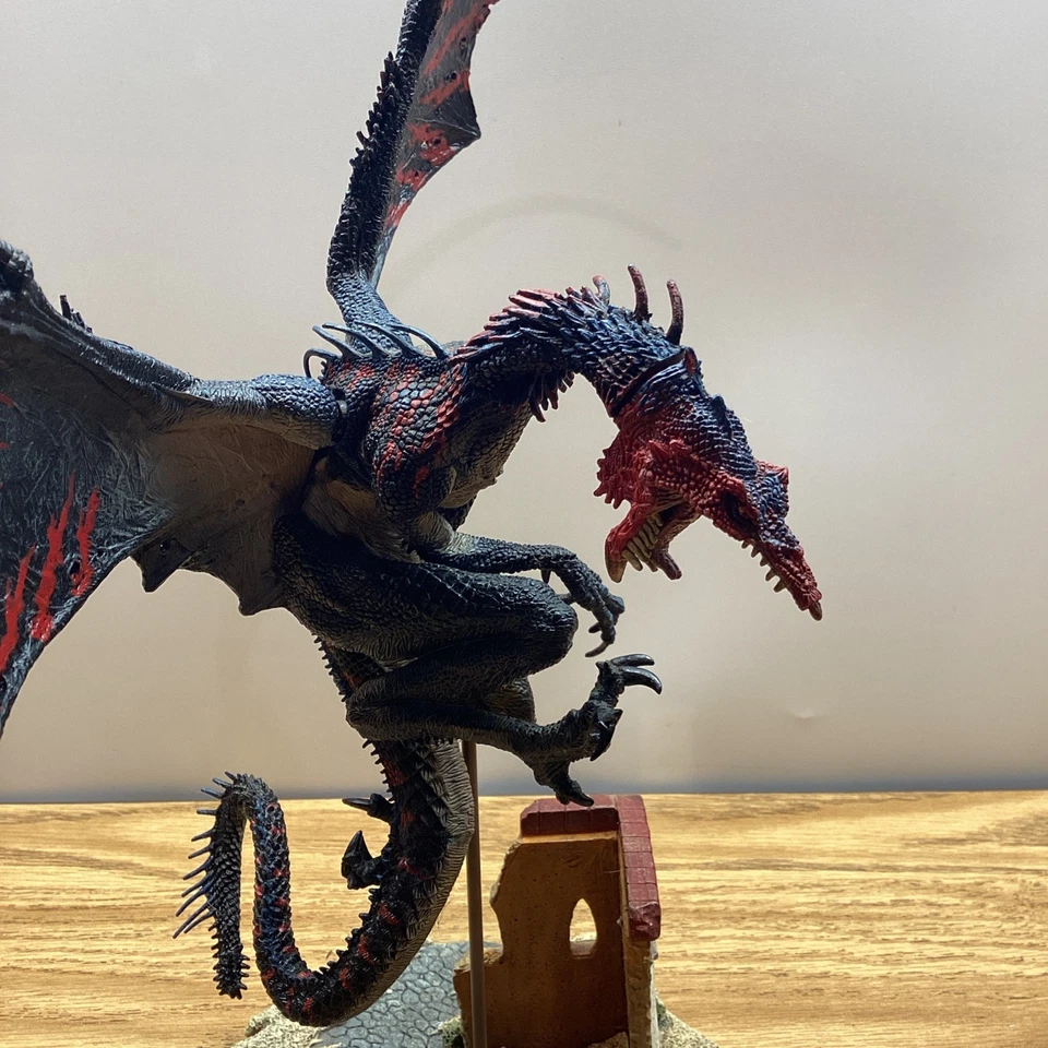 McFarlane's Dragons Scavenger Dragon Series 6 - Fall Of The Dragon Kingdom 2007 - Image 4 of 4