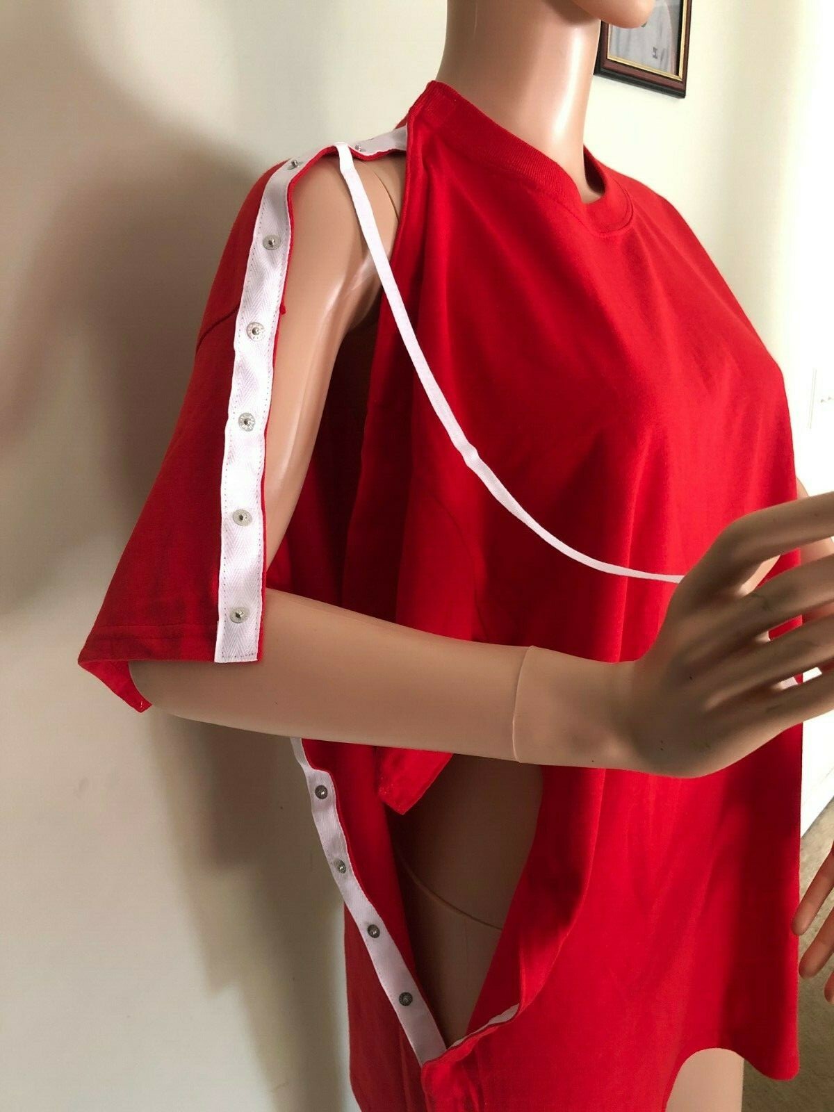 Rotator cuff/shoulder surgery tshirts w/easy snaps for rehab. Style 2