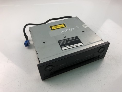 NR3177 VW Passat 2002 CD Radio Kontrolle [Stecker / Code Nicht Inbegriffen]
