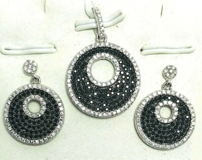 925 STERLING SILVER GENUINE SWAROVSKI ELEMENTS CRYSTAL PENDANT & EARRING SET