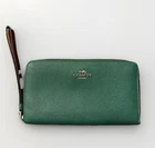 Coach SVQRJ Zip Around Wallet Green Pebble Leather Gold Hardware