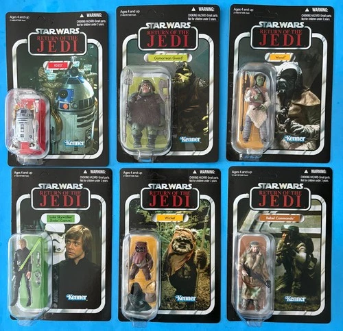 STAR WARS 2012 VINTAGE COLLECTION CASE FRESH OF 12 UNPUNCHED YODA VC20
