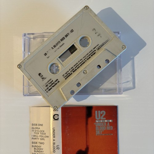 U2 - UNDER A BLOOD RED SKY (UK CASSETTE TAPE) - Picture 3 of 5