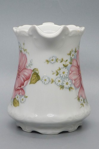 Vintage Mitterteich Bavaria Pink and White Wildflowers Creamer Germany - Picture 2 of 7