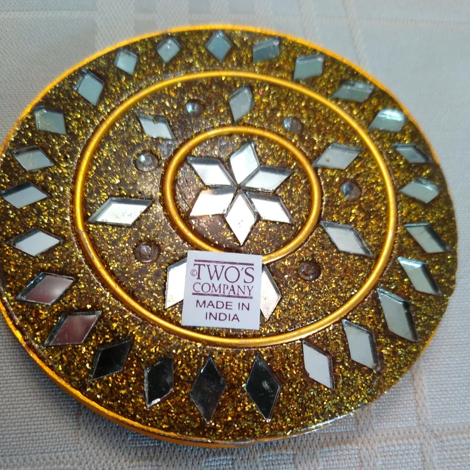 TWOS COMPANY ANTIQUE GOLD GLITTE COMPACT MAKEUP PURSE MIRROR PLATED BRASS - Image 4 of 4
