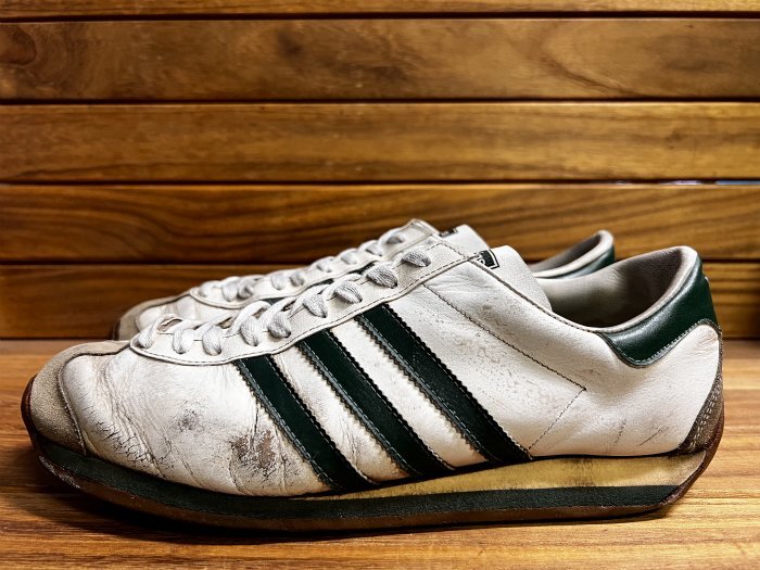 Vintage 70's adidas Country White Green Made in France Vintage 70's adidas Country White Green Made in France