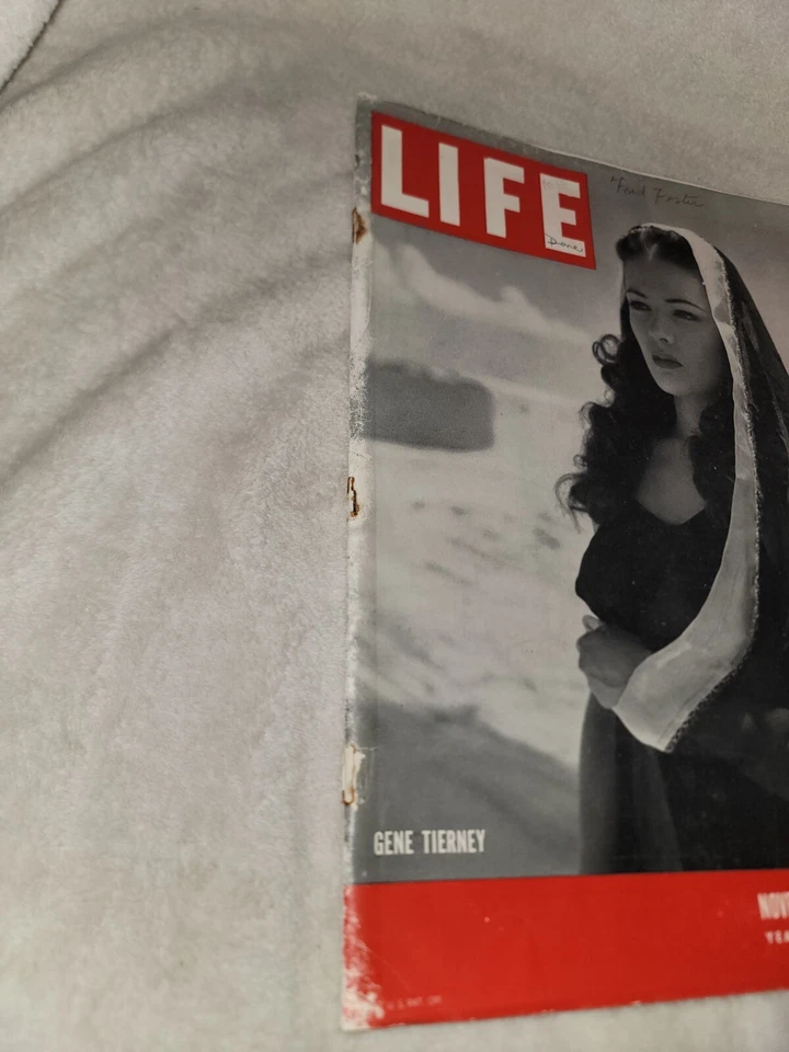 Life Magazine November 10 1941 WW2 Gene Tierney Russian Guerillas Submarines - Image 4 of 4