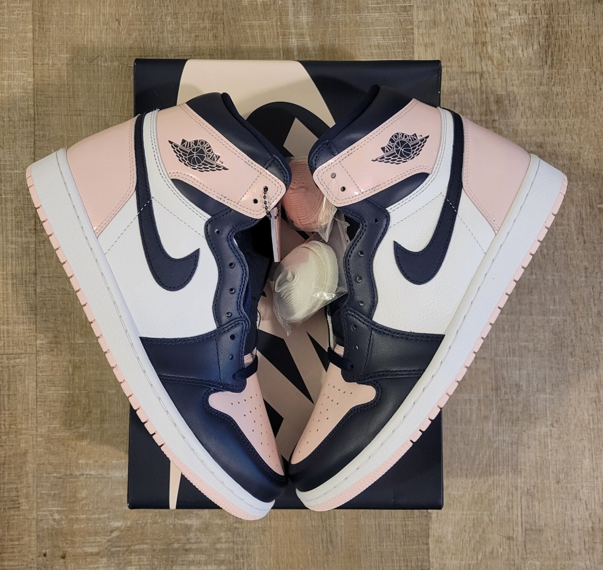 Air Jordan 1 Retro サイズ10 HIGH OG Amazon.com | NIKE Air Jordan 1 Retro High Og Mens Shoes Size