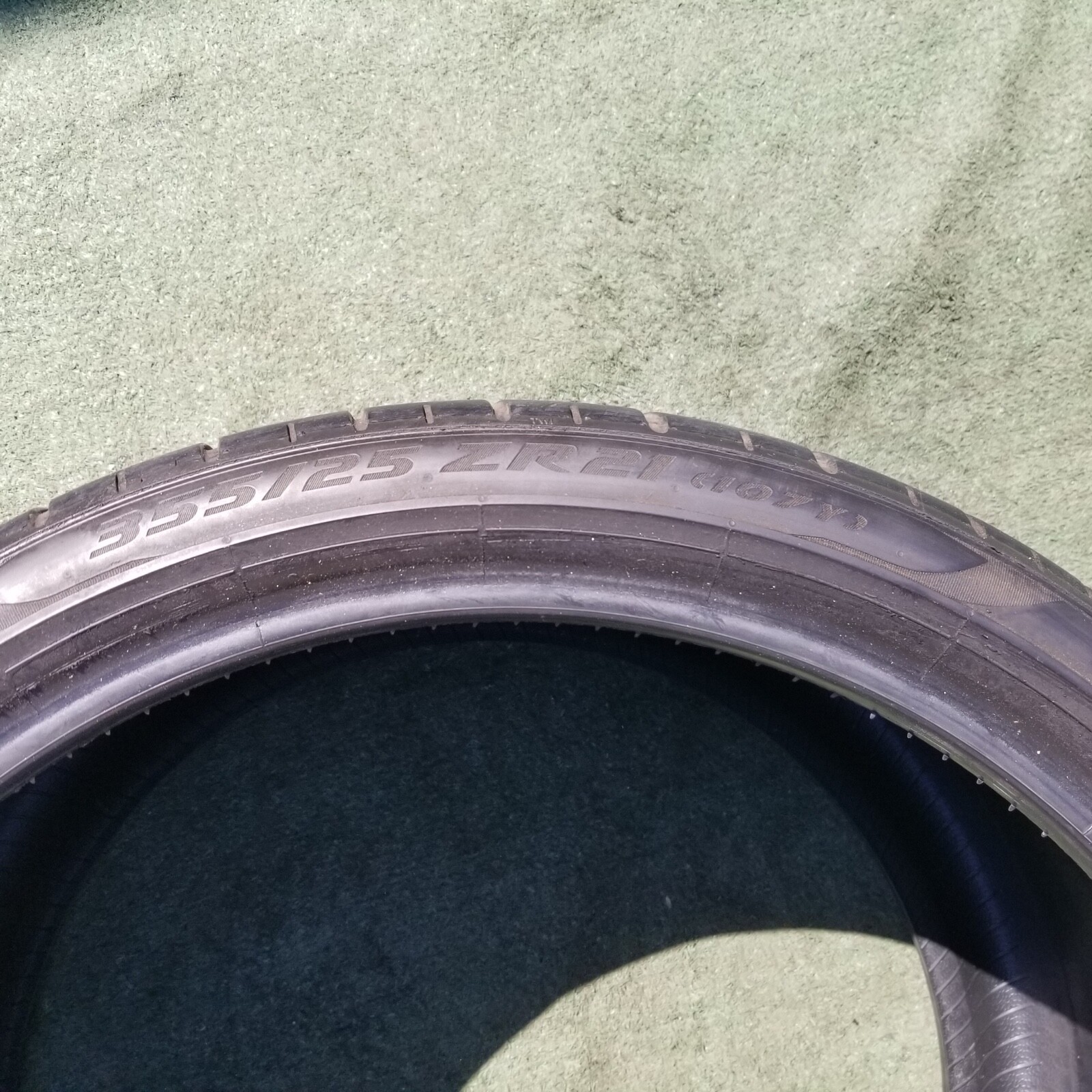 355/25R21 Pirelli P Zero PZ4 Tire 355/25ZR-21 L Lamborghini Aventador 60% Tread