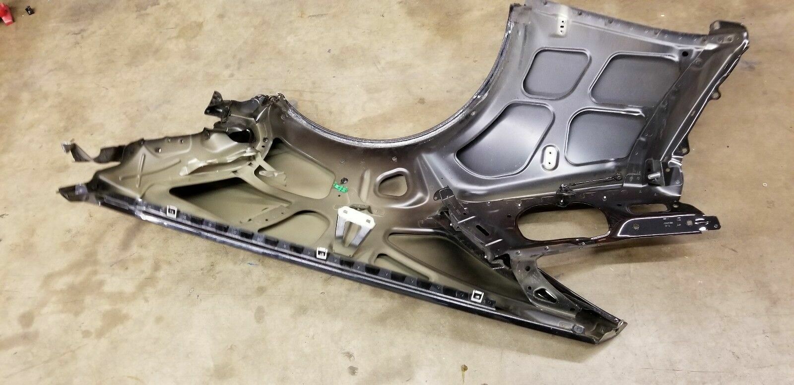 LAMBORGHINI HURACAN PASSENGER RIGHT SIDE QUARTER PANEL OEM 4T8809602E DAMAGED 