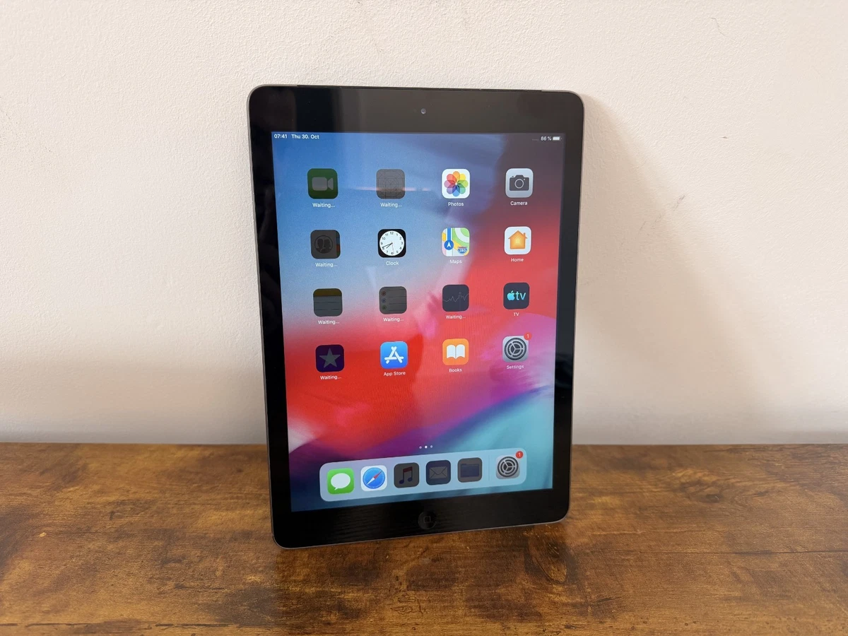 Apple iPad Air (1st Generation) Wi-Fi 32 GB Tablets & eReaders for