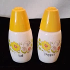 Corelle Gemco Meadow Milk Glass Salt & Pepper Shakers Set Glossy Vintage