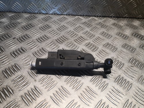 VW Phaeton 3D Front Rechts Scheinwerfer Waschwasserpumpe Düse Jet 3D0955978B