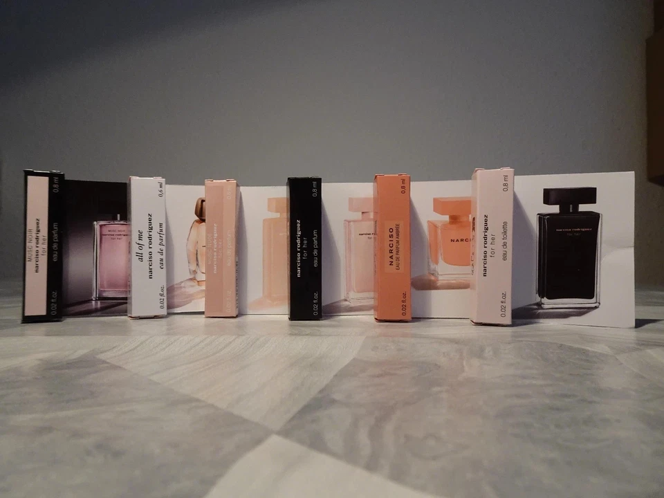 6 Versch. Narciso Rodriguez Damendüfte For Her, All of me, Ambree, For Her Musc