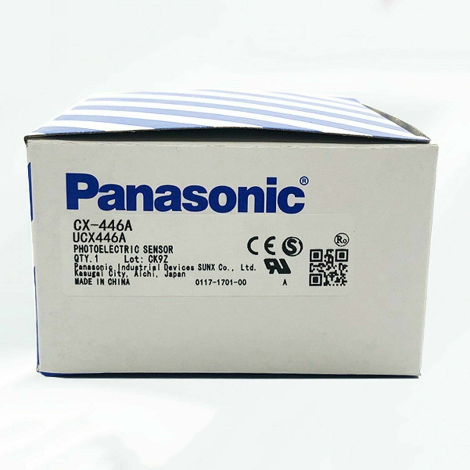One New   CX-446A Compact Photoelectric Sensor Expedited Shipping #E8