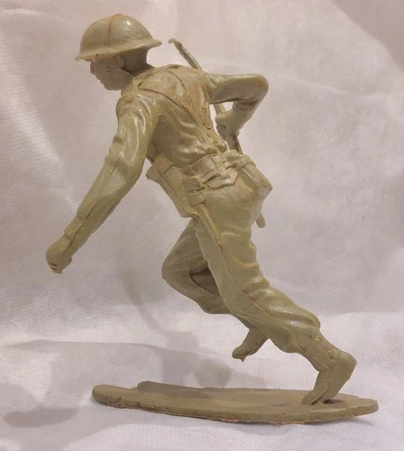 Vintage 1960s Marx WW2 British soldier 6" Jumbo # Running toy soldier
