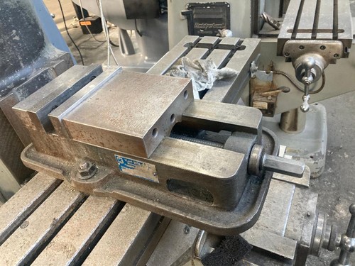 6" KURT VISE D 675