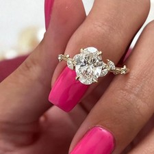 Lab Grown Diamond Engagement Ring 1.70 Ct Oval Cut 18K Yellow Gold IGI Certified