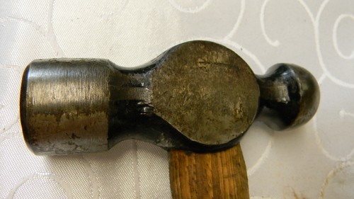 BLUE-POINT 20OZ. WOODEN HANDLE BALL PEEN HAMMER #BP20B - Picture 2 of 7