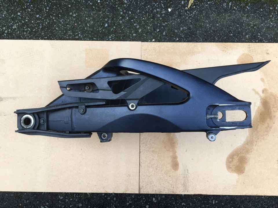 SUZUKI GSXR 1000 L1 (blue) SWINGARM 2009 To 2016 K9 / L6 - Image 3 of 3