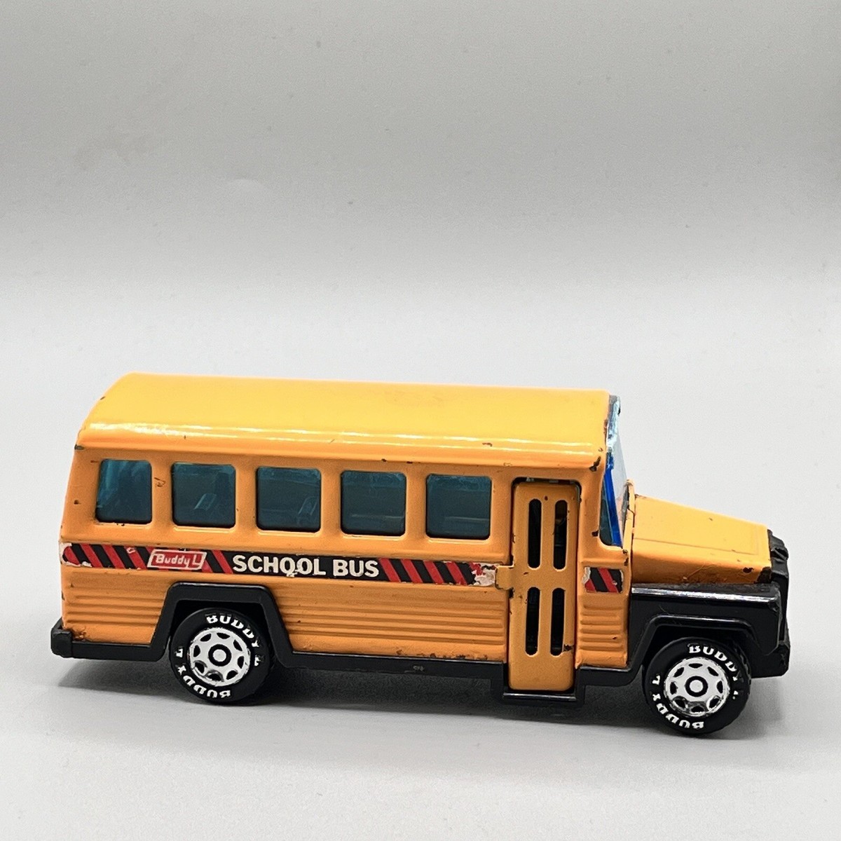 Vtg Buddy L School Bus Die Cast Made In Japan With Working Door