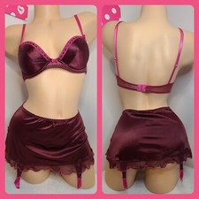 VTG Victoria's Secret Second Skin Satin Bra/ Skirted Garter Thong Set 34B/med