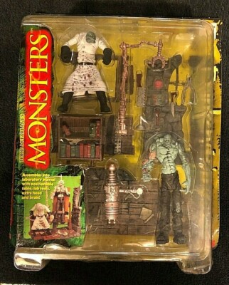 Todd McFarlane's MONSTERS Playset Complete Set of Four Frank,Drac