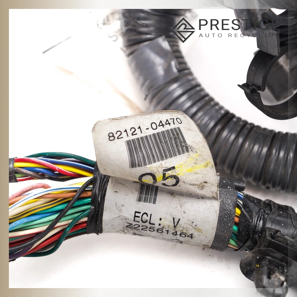 2005-2009 TOYOTA TACOMA Engine Wire Harness 82121-04470 - Image 4 of 4