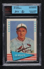 JSA Certified 1961 Fleer Baseball Greats Joe Medwick #61 Encased by BVG HOF 4f5