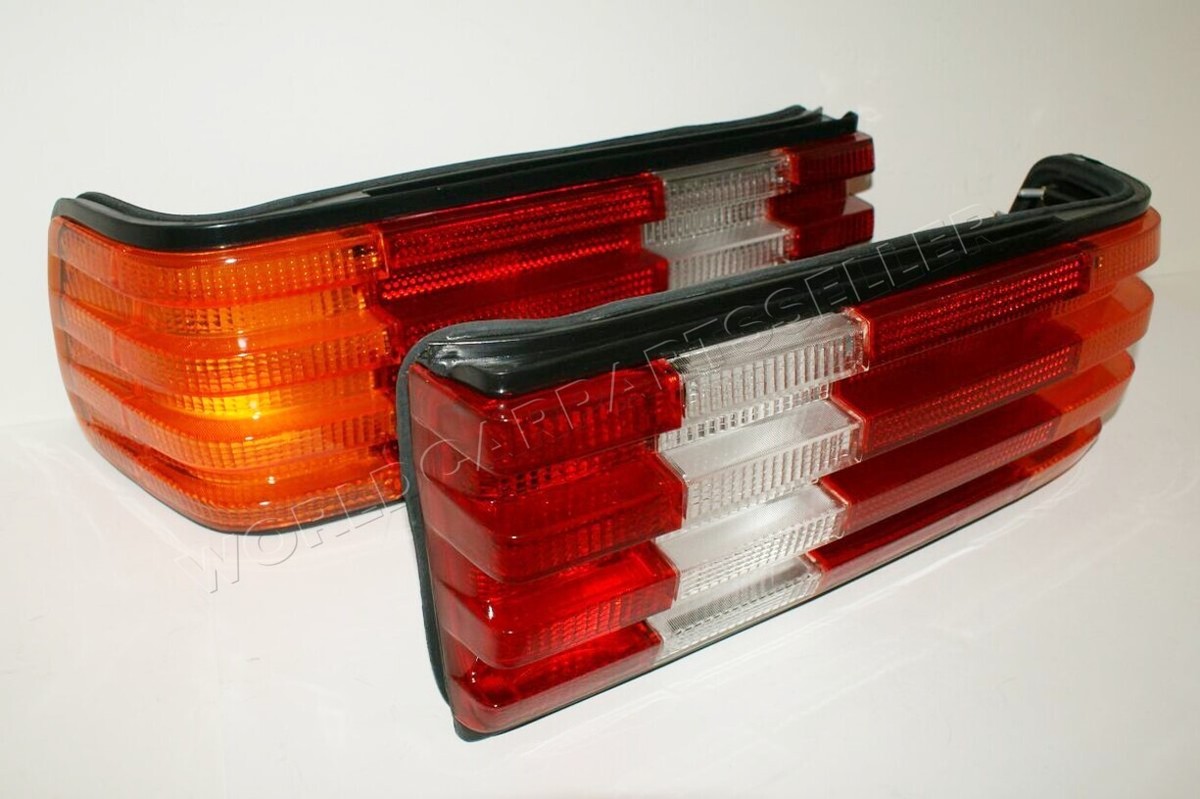 テールライト 赤と白 ストライプ　ベンツW126　560SEL　ケーニッヒ 81-91 Mercedes Benz W126 Tail Lights REAR Lamps PAIR | eBay