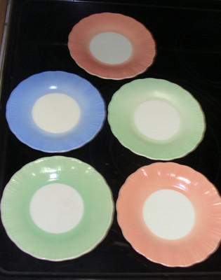 Set of 5 Pastel Cremax Bordette Pie Crust Macbeth-Evens Bread Dessert Plates 6 
