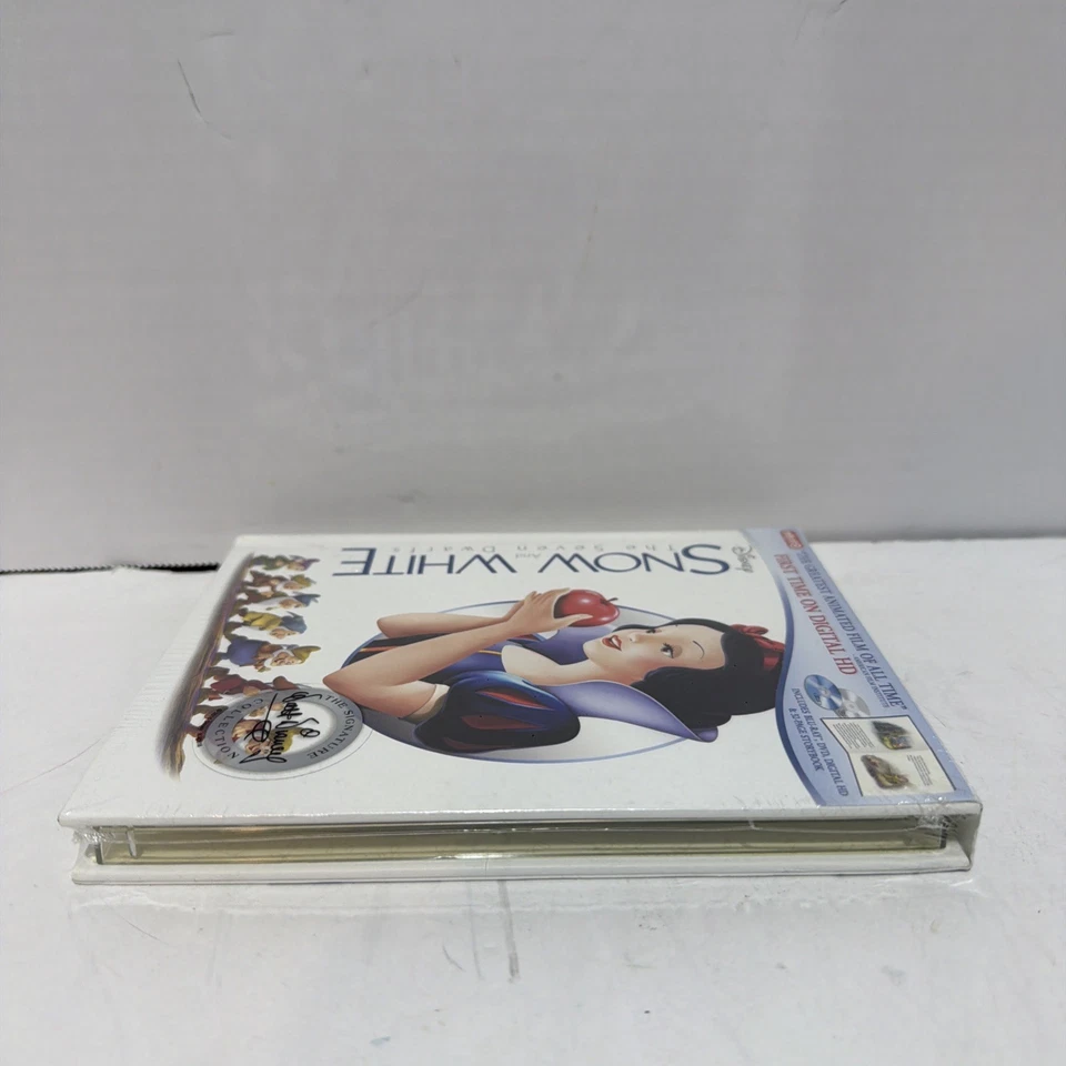 Snow White And The Seven Dwarfs Blu-ray Signature Collection Target Exclusive - Image 4 of 4