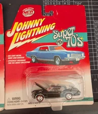 Johnny Lightning -Super 70's  1971 Buick Riviera Black 1:64 Diecast 2002