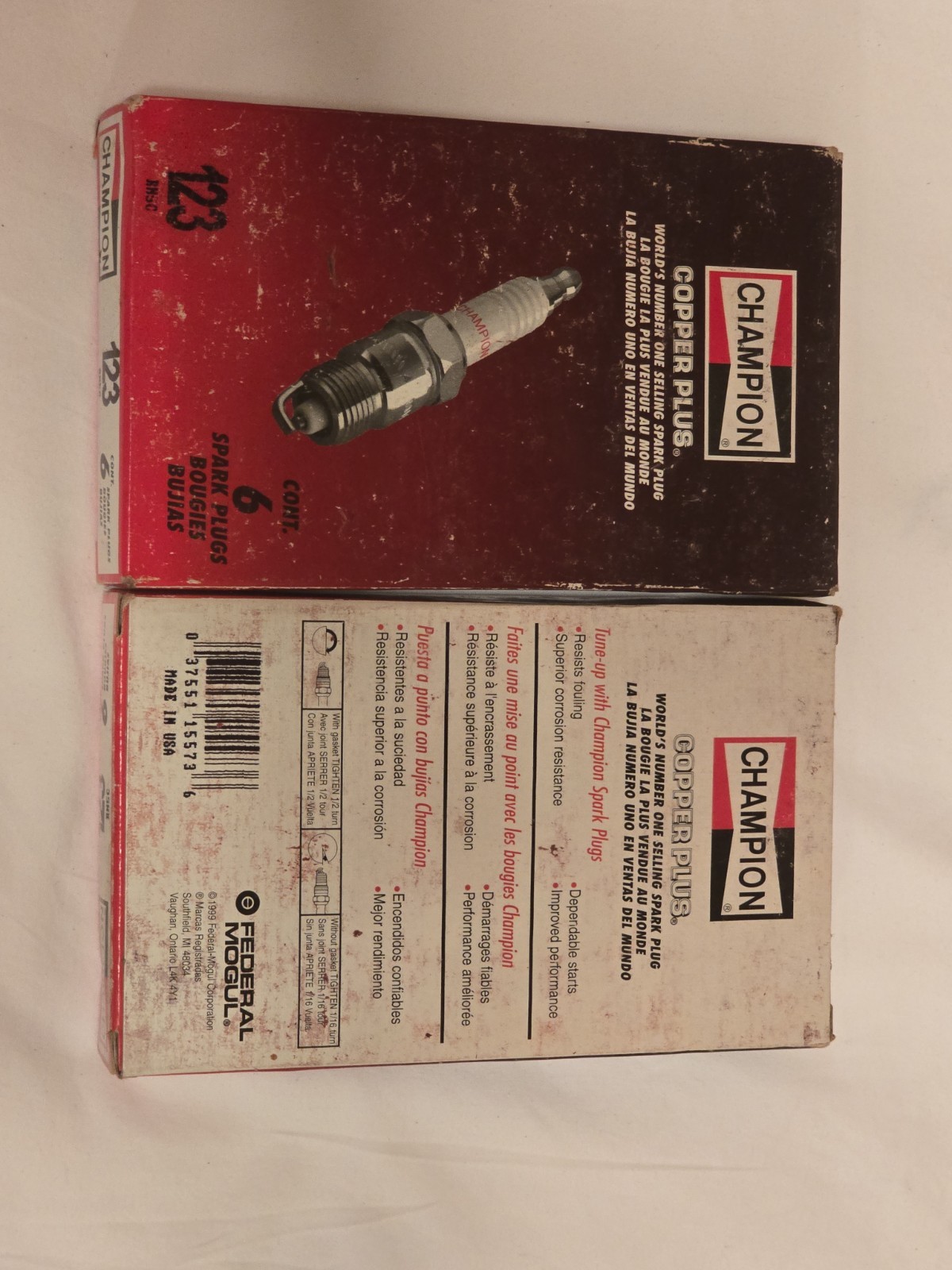 Vintage NOS Champion 123 RFN14LY Copper Plus Spark Plug Set of 6 Jeep AMC V8