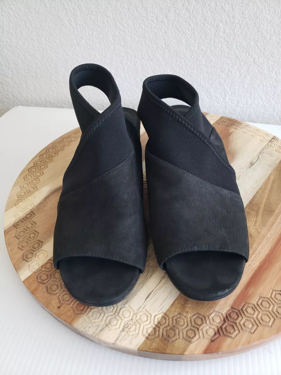 Eileen fisher luca sandal store